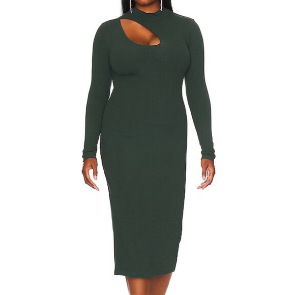 Remi x Revolve lori midi dress in forest green. - Picture 2 of 7